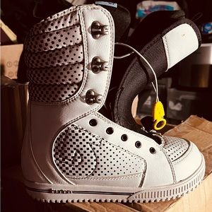 Burton Tryst Women’s Snowboard Boots 7.0